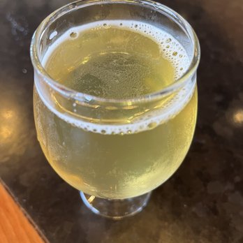 Viewpoint Brewing - Passion Fruit, Orange, Guava "Sour" - Breweries Near Me - Del Mar, California