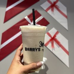 Barry's Long Beach - .... They also are always in theme ; this was the week of Christmas so they were in their festivities ....