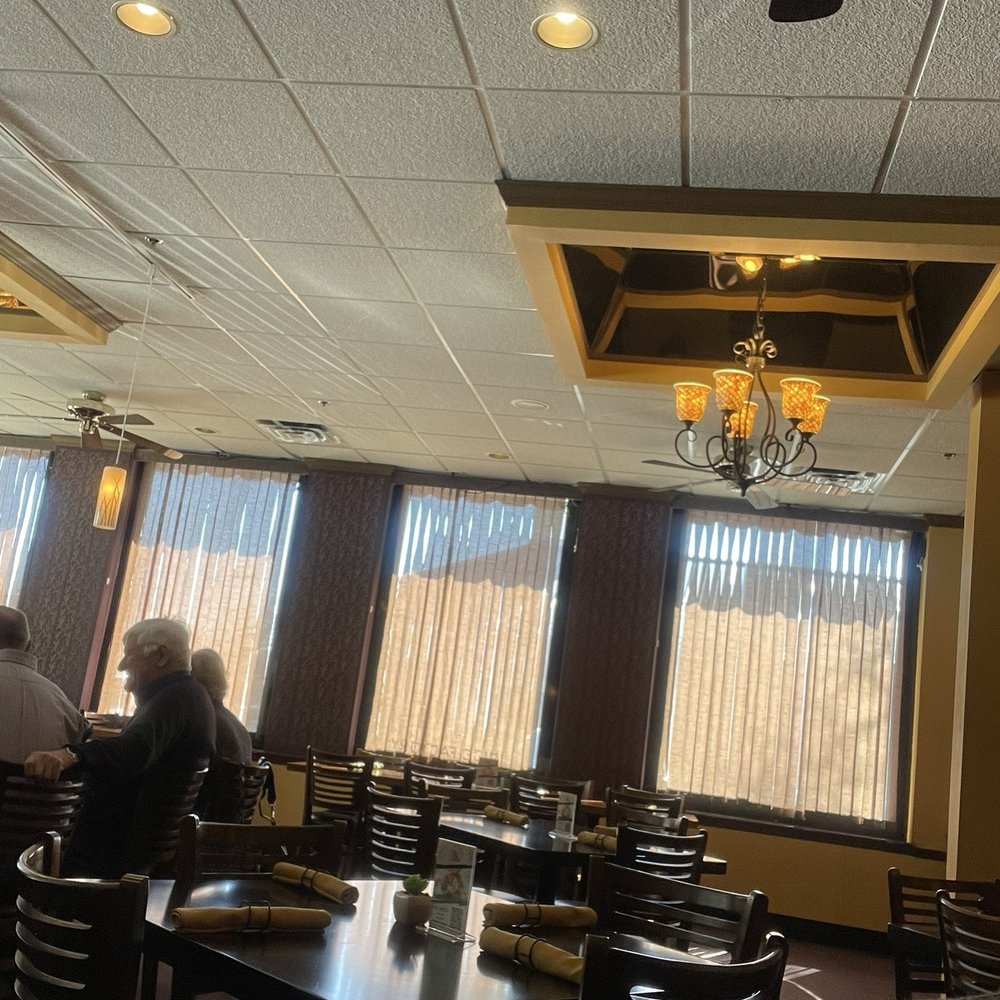 Rice Factory - View of indoor Dining Area - Thai Near Me - Milltown, New Jersey