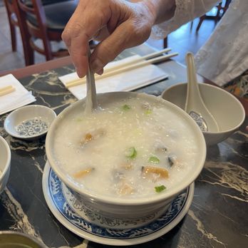 Kenny's Noodle House - 28. Shrimp and Pork Wonton Soup - Cantonese Near Me - Portland, Oregon Kenny's Noodle House - 28. Shrimp and Pork Wonton Soup - Cantonese Near Me - Portland, Oregon