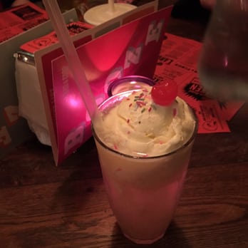 Yard & Coop - Proper Buzzin' float cocktail - Bars Near Me - Manchester, XGM