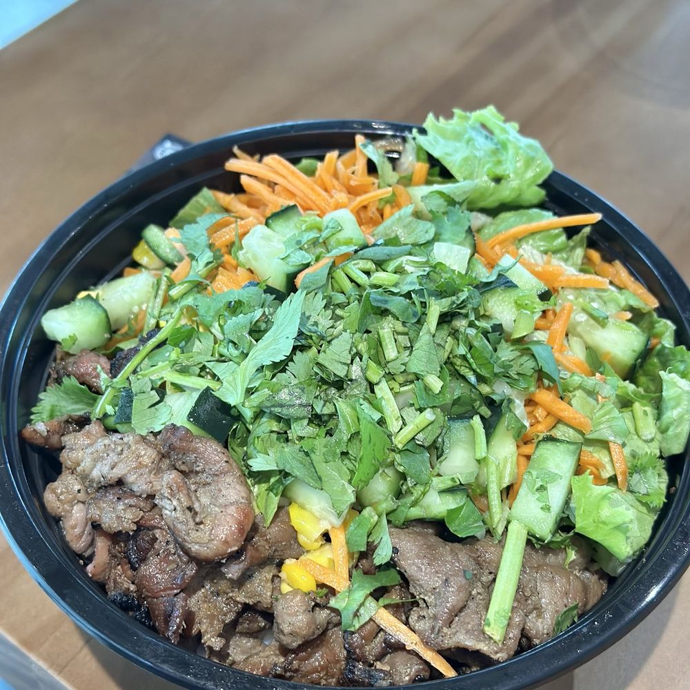 Sizzle&Crunch - Grilled Pork Vermicelli Bowl! - Vietnamese Near Me - Bellevue, Washington Sizzle&Crunch - Grilled Pork Vermicelli Bowl! - Vietnamese Near Me - Bellevue, Washington