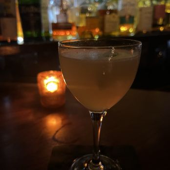 Bathtub Gin - Cocktail Bars Near Me - Seattle, Washington Bathtub Gin - Cocktail Bars Near Me - Seattle, Washington