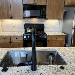 Colorado Surfaces - Kitchen