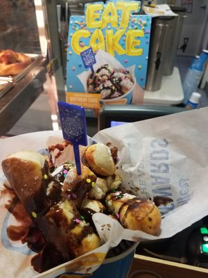 Auntie Anne's by null