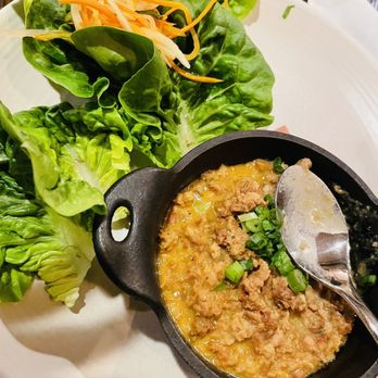 Republic Gastropub - Lettuce wraps - Gastropubs Near Me - Bloomfield, Connecticut