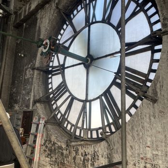 Bromo Seltzer Tower - Clock - Art Galleries Near Me - Baltimore, Maryland