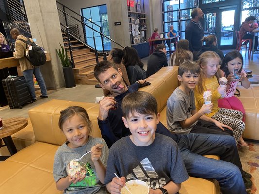 5th Street Public Market by null