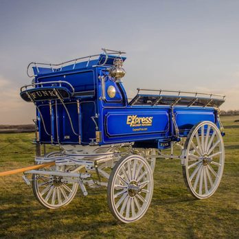 Express Clydesdales - Show Wagon - Attraction Farms Near Me - Yukon, Oklahoma