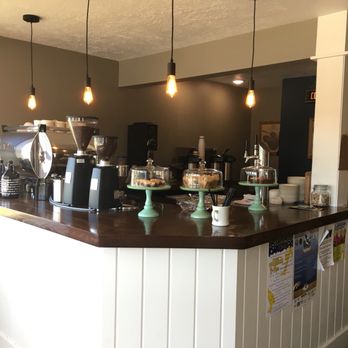 Les Cheneaux Coffee Roasters - Clean and friendly and full of delicious house-roasted coffee and fresh-baked goods - Coffee Roasteries Near Me - Cedarville, Michigan Les Cheneaux Coffee Roasters - Clean and friendly and full of delicious house-roasted coffee and fresh-baked goods - Coffee Roasteries Near Me - Cedarville, Michigan