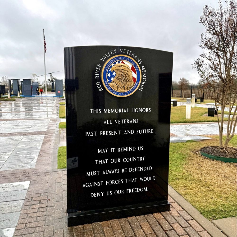 Red River Valley Veterans Memorial - Art Museums Near Me - Paris, Texas Red River Valley Veterans Memorial - Art Museums Near Me - Paris, Texas
