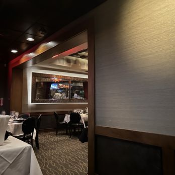 Mastro's Steakhouse - Steakhouses Near Me - Scottsdale, Arizona