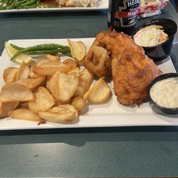 Murphy’s Irish Pub - Fish and Chips - Irish Near Me - Virginia Beach, Virginia