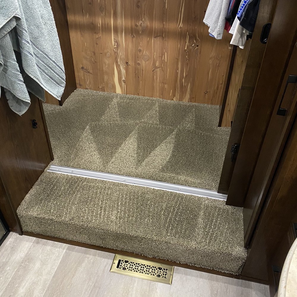 Absolute Steam - RV Closet and bathroom ledge - Home Cleaning Near Me