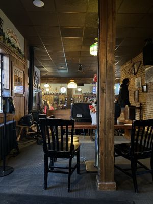 Sir Benedicts Tavern on the Lake by null
