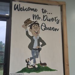 Mr Divots