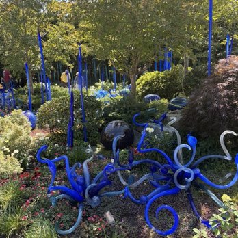 Chihuly Garden and Glass - Art Museums Near Me - Seattle, Washington Chihuly Garden and Glass - Art Museums Near Me - Seattle, Washington