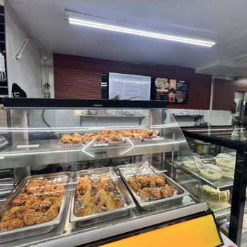 Bodega Box - Fried chicken - Convenience Stores Near Me - Oakland, California Bodega Box - Fried chicken - Convenience Stores Near Me - Oakland, California