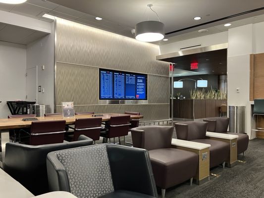 Delta Sky Club by null