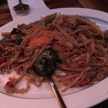 Ayada Thai - Beef drunken noodles medium spicy - Thai Near Me - Elmhurst, New York