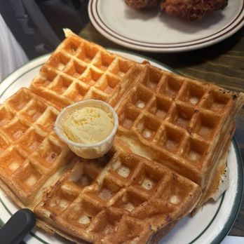 Dinah's Comfort Kitchen - Waffles Near Me - Culver City, California Dinah's Comfort Kitchen - Waffles Near Me - Culver City, California
