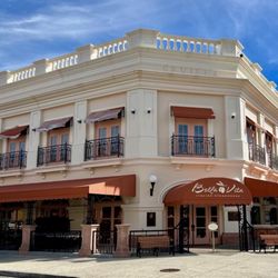 Bella Vita Italian Steakhouse - The restaurant.
