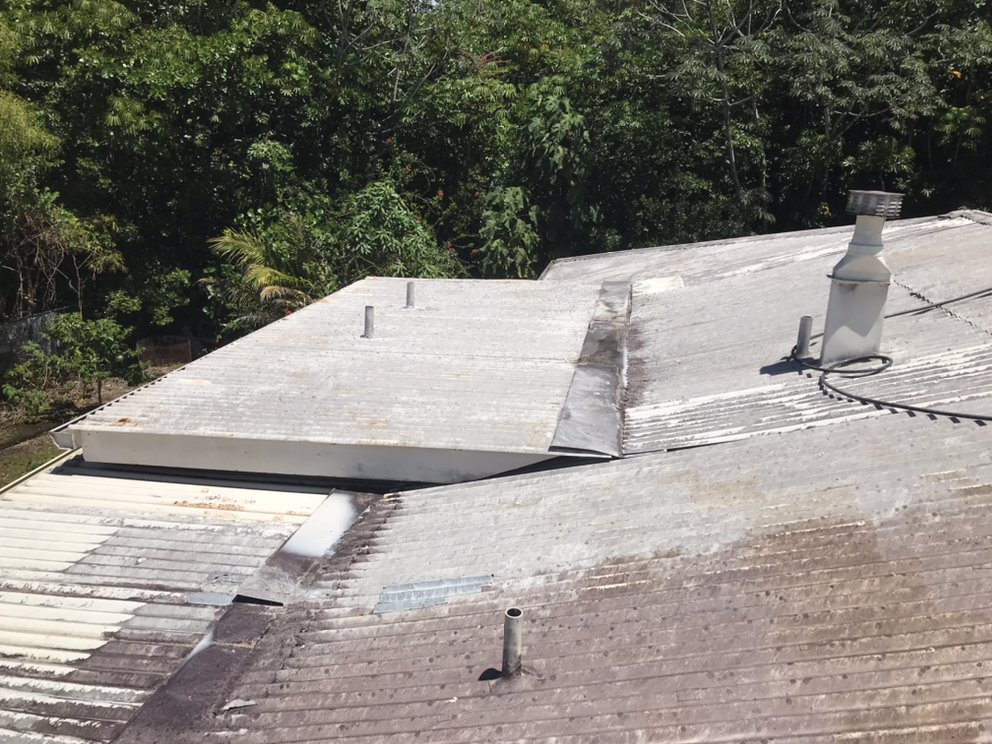 Slide of Roof 2 Tank