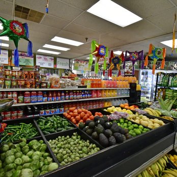 La Huerta Norte - a produce section in a grocery store - Mexican Near Me - Carol Stream, Illinois La Huerta Norte - a produce section in a grocery store - Mexican Near Me - Carol Stream, Illinois