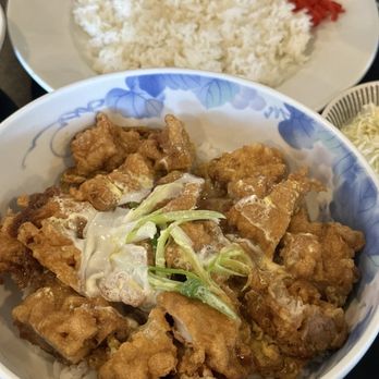 Ducks - Karaage Bowl - Japanese Curry Near Me - San Gabriel, California Ducks - Karaage Bowl - Japanese Curry Near Me - San Gabriel, California