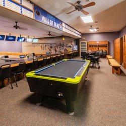 Route 61 Lounge and Bowling