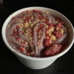 Fieldtrip Harlem - Strawberry Soft Serve (vegan)