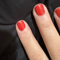 V.W. Nail Care - Less than a week of gel, the gel chipped