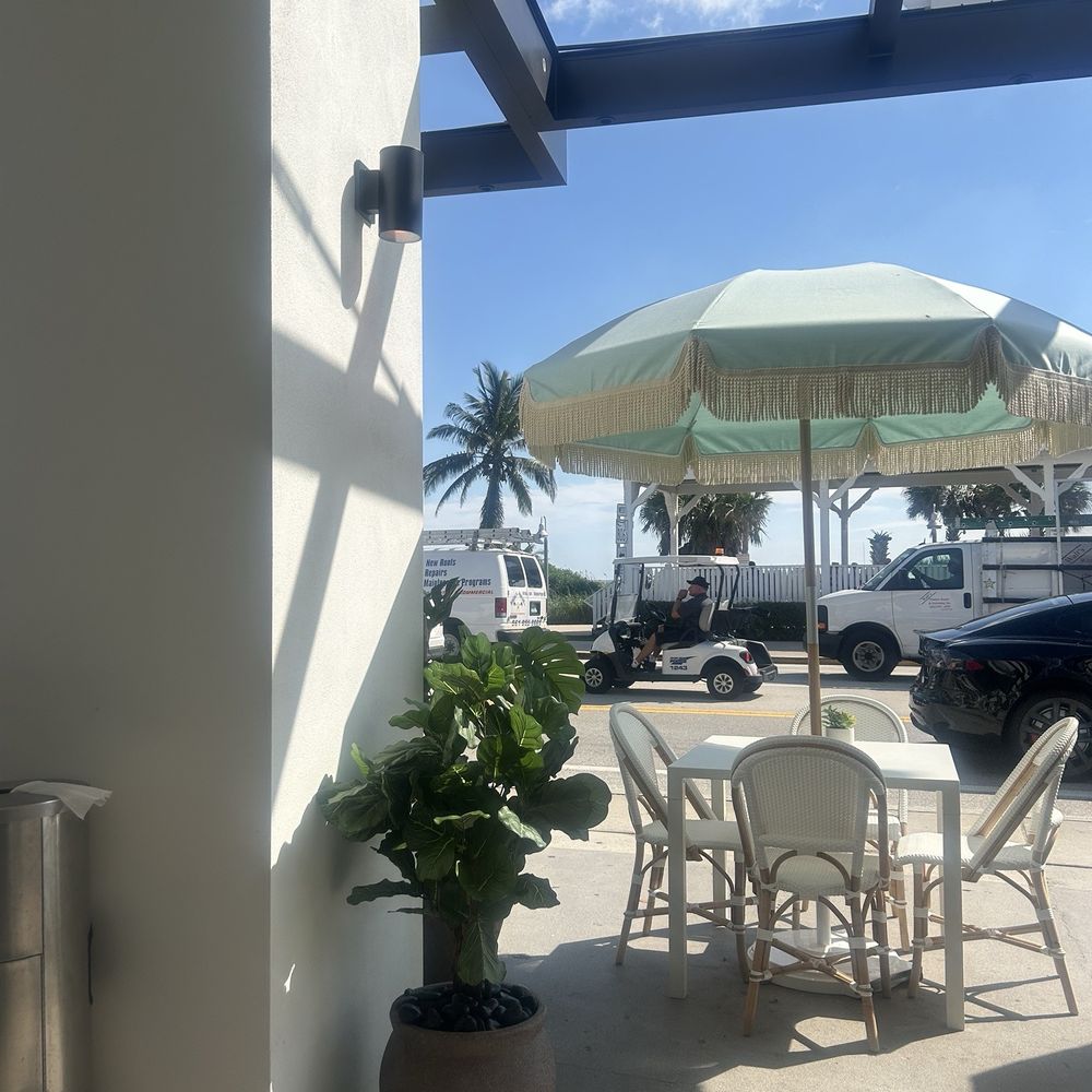 Pura Vida Miami - Patio - Breakfast & Brunch Near Me - Delray Beach, Florida Pura Vida Miami - Patio - Breakfast & Brunch Near Me - Delray Beach, Florida