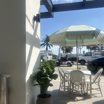 Pura Vida Miami - Patio - Breakfast & Brunch Near Me - Delray Beach, Florida Pura Vida Miami - Patio - Breakfast & Brunch Near Me - Delray Beach, Florida