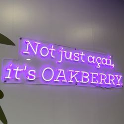 Oakberry Acai Bowls & Smoothies