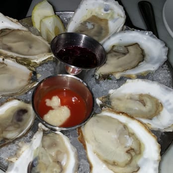 Neptune Oyster - Variations of chilled oysters - Seafood Near Me - Boston, Massachusetts Neptune Oyster - Variations of chilled oysters - Seafood Near Me - Boston, Massachusetts