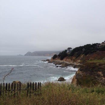 HI Point Montara Lighthouse Hostel - Hostels Near Me - Montara, California