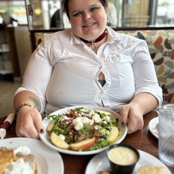 Cozy Corner - Fall Harvest Salad Pumpkin Cream Pancakes - Burgers Near Me - Chicago, Illinois Cozy Corner - Fall Harvest Salad Pumpkin Cream Pancakes - Burgers Near Me - Chicago, Illinois