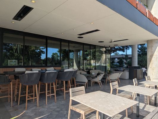 Tómalo Grill by null