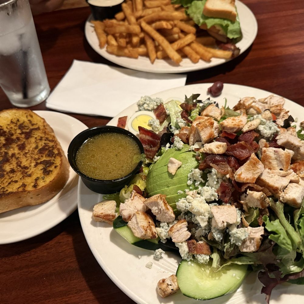 GoodFella's Cafe - Huge salad - Breakfast & Brunch Near Me - Corona, California