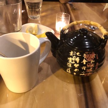 Fete - Own tea kettle - New American Near Me - Honolulu, Hawaii
