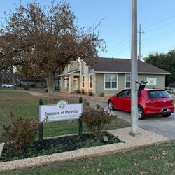 Treasure of the Hills Senior Center - Entrance to the parking lot