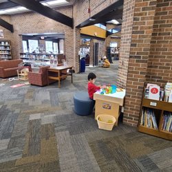 Hennepin County Library - Hopkins Library - Inside
