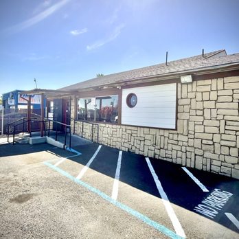 Freddy B's BBQ - Outside - Barbeque Near Me - Antioch, California
