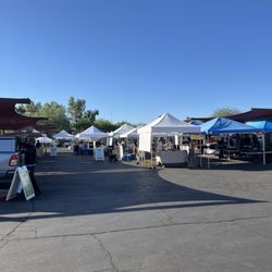Ahwatukee Farmers' Market - Two full rows and three sides of shops