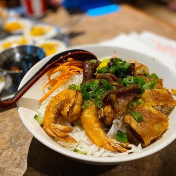 Quan Vy Da - a bowl of food on a table - Vietnamese Near Me - Westminster, California Quan Vy Da - a bowl of food on a table - Vietnamese Near Me - Westminster, California
