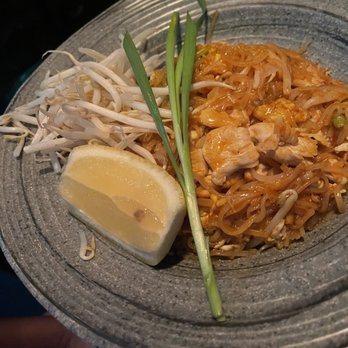 ViV - Pad Thai - Thai Near Me - New York, New York ViV - Pad Thai - Thai Near Me - New York, New York
