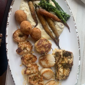 Wicked Tuna - Grilled Grouper, shrimp and a crab cake - New American Near Me - Myrtle Beach, South Carolina