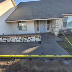 Ramirez Concrete - Broom finish.