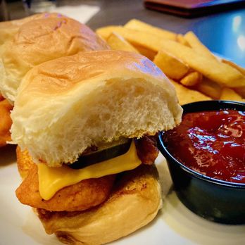 Duke's Bar & Grill - Chicken tender Sliders & crispy fries - American Near Me - Riverside, California Duke's Bar & Grill - Chicken tender Sliders & crispy fries - American Near Me - Riverside, California